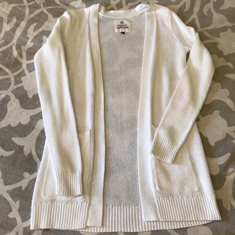 White Sweater Cardigan with Pockets